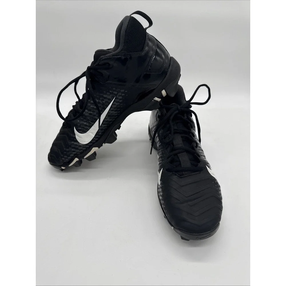 Nike Alpha FastFlex Football Cleats Youth Size 11 Black White Molded Studs